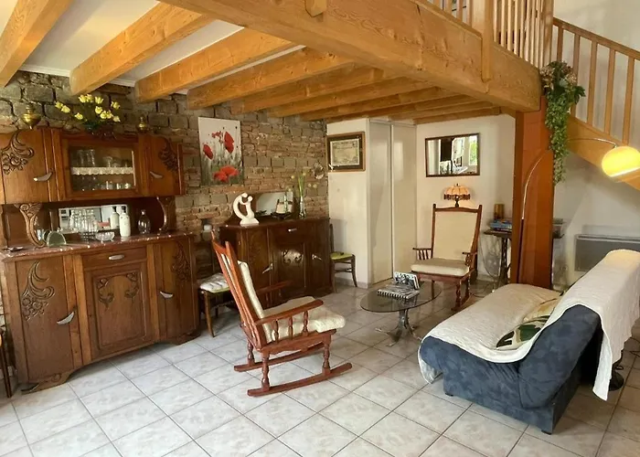 Le Martel Сasa de vacaciones Lagrave